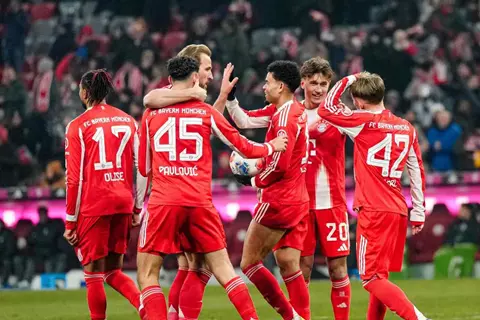 الانتصارات مستمرة.. بايرن ميونخ يقهر بوروسيا دورتموند ويبتعد بالصدارة